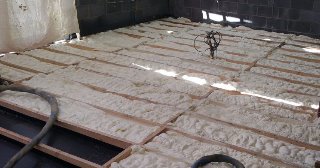 Утепление пола ППУ в Нижнем Тагиле от 801 руб/м2 - Уральская Полимерная Компания